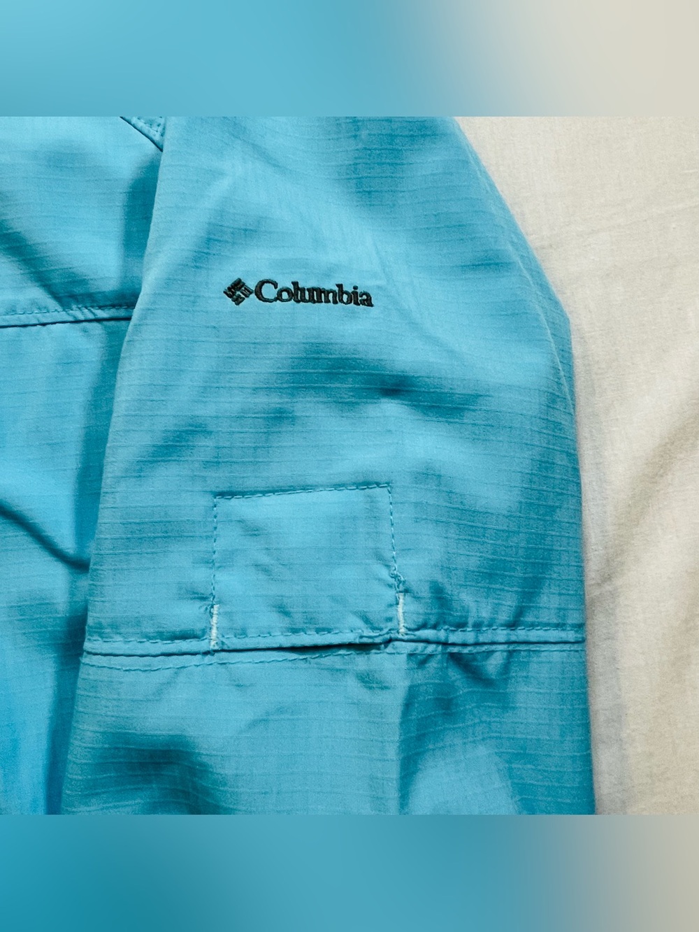 Columbia Women's M Shirt Blue Roll-Tab Vented Nylon Blend Hiking Fishing Beach - Picture 5 of 11